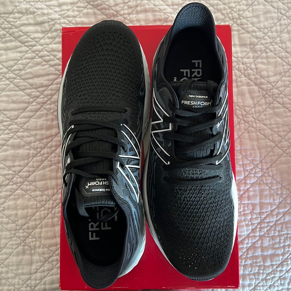 New Balance Men’s 1080 Fresh Foam Running Shoes Size 11.5